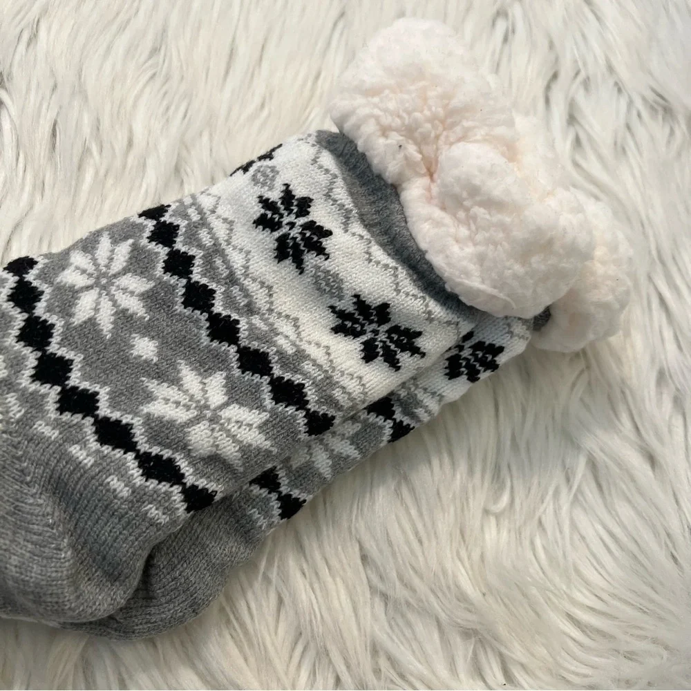 Redstar Unisex Kids Slipper Socks Gray Black White Fair Isle Grippies Fuzzy
